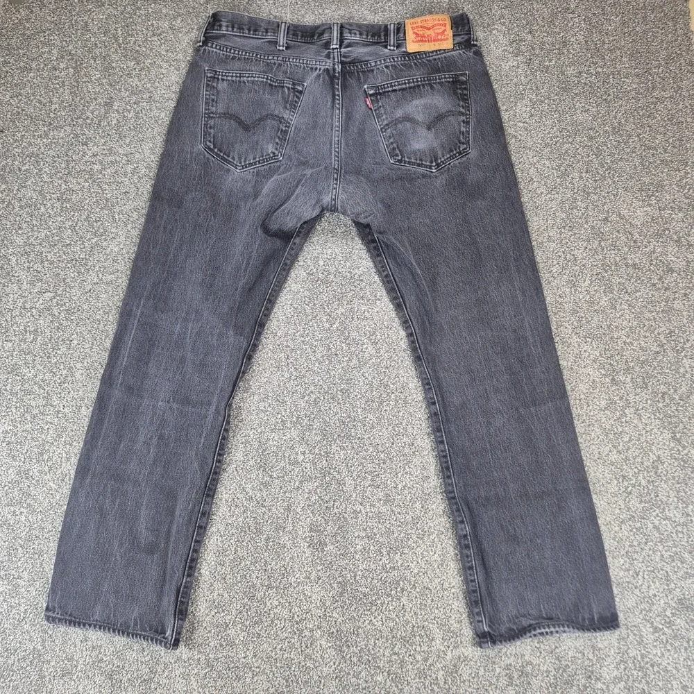 Levi's 501 Original Fit Jeans Mens 38x32 (36x29) Black‎ Washed Denim